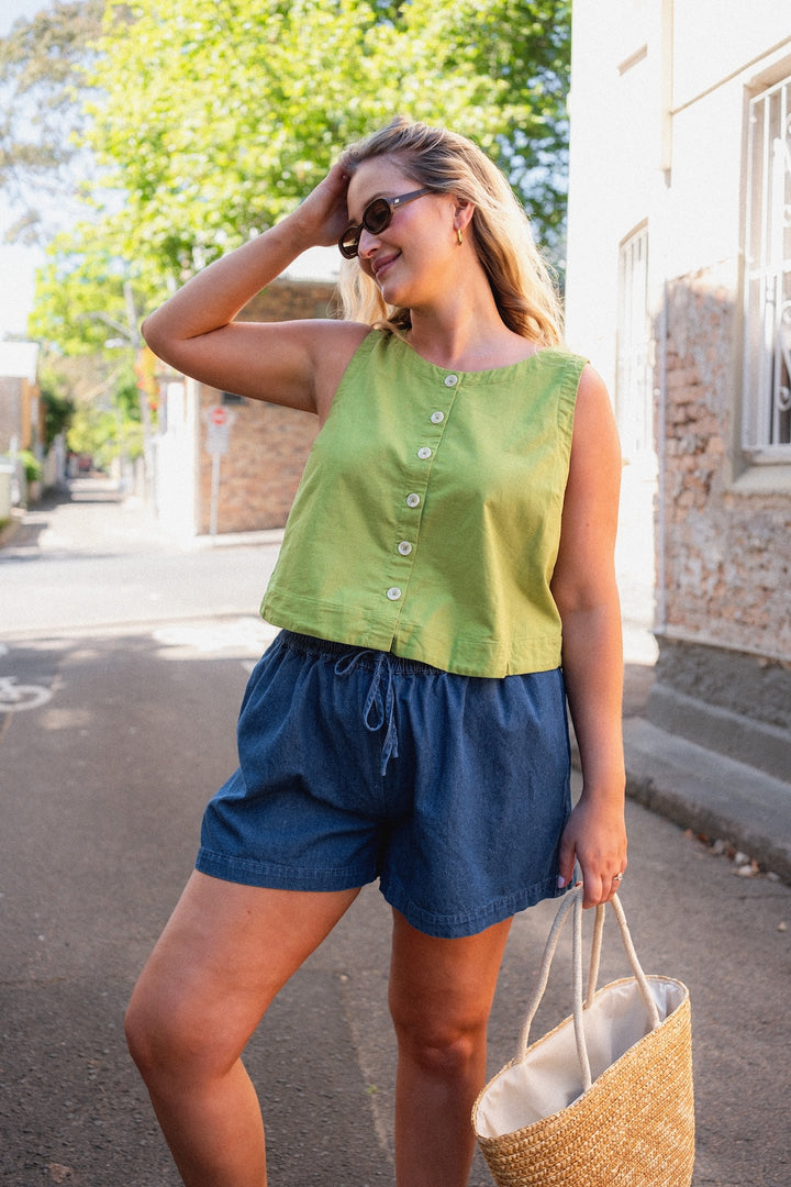 Maggie Shorts - Mid Denim